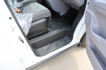 ���R5���˰� 2025�� �ȷ��͢� 6�� ���綯��� �ӷ�41.5kWhͼƬ