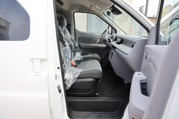 ���R5���˰� 2025�� �ȷ��͢� 6�� ���綯��� �ӷ�41.5kWhͼƬ