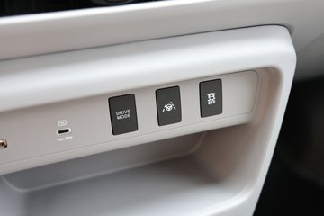 ���R5���˰� 2025�� �ȷ��͢� 6�� ���綯��� �ӷ�41.5kWhͼƬ