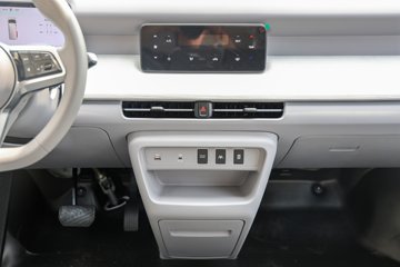 ���R5���˰� 2025�� �ȷ��͢� 6�� ���綯��� �ӷ�41.5kWhͼƬ