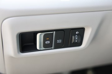 ���R5���˰� 2025�� �ȷ��͢� 6�� ���綯��� �ӷ�41.5kWhͼƬ
