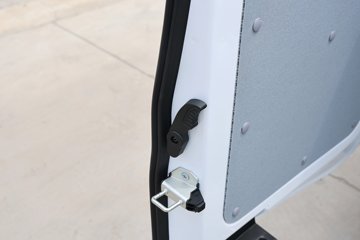 ���R5���˰� 2025�� �ȷ��͢� 6�� ���綯��� �ӷ�41.5kWhͼƬ