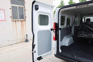 ���R5���˰� 2025�� �ȷ��͢� 6�� ���綯��� �ӷ�41.5kWhͼƬ