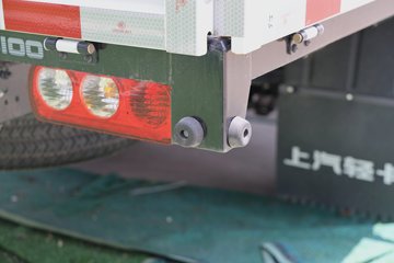 Ծ S100Q 1.8L 133  4.05׵С ͼƬ