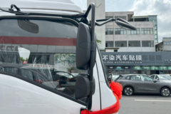 庆铃五十铃KV800 3L柴油 181马力 4X2 五十铃6档  6.05米单排厢式载货车