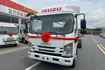 五十铃KV800&nbsp;载货车外观                                                图片