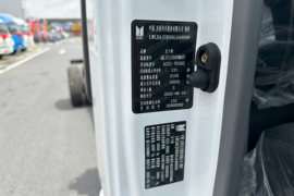 五十铃KV800&nbsp;载货车驾驶室                                               图片