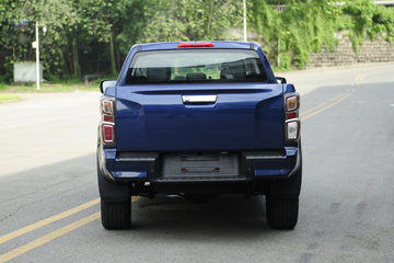 ������ʮ��T30 ��׼�� 3.0T���� 143���� �ֶ����� ����˫��Ƥ��ͼƬ