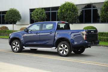 ������ʮ��T30 ��׼�� 3.0T���� 143���� �ֶ����� ����˫��Ƥ��ͼƬ