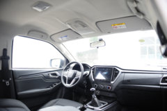 庆铃五十铃T30 标准版 3.0T柴油 143马力 手动两驱 长轴双排皮卡 庆铃五十铃T30 标准版 3.0T柴油 143马力 手动两驱 长轴双排皮卡