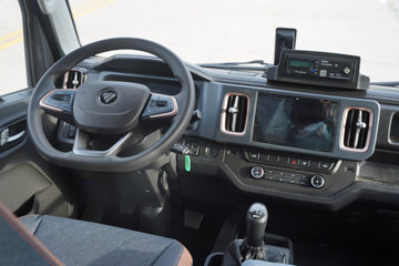 金刚S3&nbsp;自卸车驾驶室                                               图片