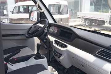 ������Խ��D1 ������ 1.6L���� 122���� ����5�� 3.1�׵�������΢��ͼƬ