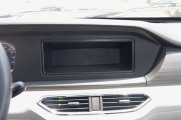 ������Խ��D1 ������ 1.6L���� 122���� ����5�� 3.1�׵�������΢��ͼƬ