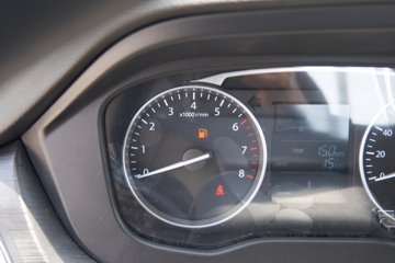 ������Խ��D1 ������ 1.6L���� 122���� ����5�� 3.1�׵�������΢��ͼƬ