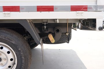 ������Խ��D1 ������ 1.6L���� 122���� ����5�� 3.1�׵�������΢��ͼƬ