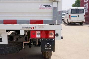 ������Խ��D1 ������ 1.6L���� 122���� ����5�� 3.1�׵�������΢��ͼƬ