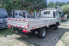 解放虎VH 2.5L柴油 150马力 万里扬6档 3.82米排半栏板轻卡