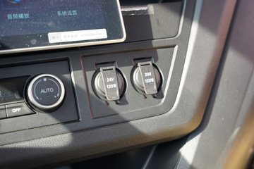 ���J6V SMART 12.5L LNG 480���� 6X4 һ�����12�� ǣ����ͼƬ