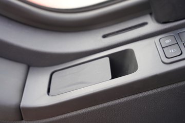 ���J6V SMART 12.5L LNG 480���� 6X4 һ�����12�� ǣ����ͼƬ