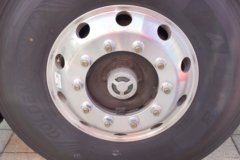解放J6V SMART 12.5L LNG 480马力 6X4 一汽解放12档 牵引车