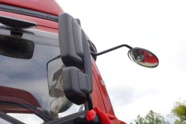 解放J6P&nbsp;牵引车外观                                                图片