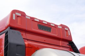 解放J6P&nbsp;牵引车外观                                                图片