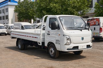 蓝擎X1 4.05米单排纯电动栏板小卡 潍柴56.09kWh