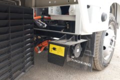 蓝擎X1 4.05米单排纯电动栏板小卡 潍柴56.09kWh