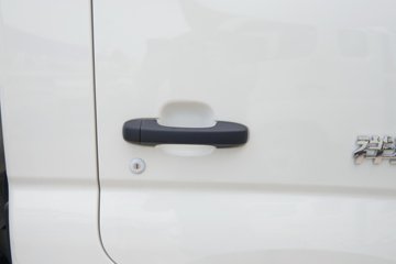 ���� ����M2 Pro 2.0L 122���� CNG 3.7�׵�������΢��ͼƬ