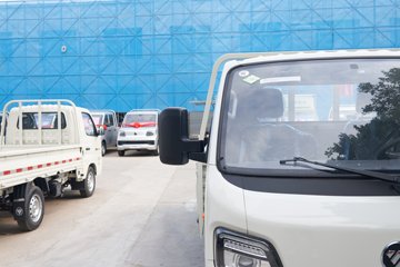 ���� ����M2 Pro 2.0L 122���� CNG 3.7�׵�������΢��ͼƬ