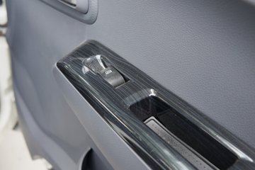 ���� ����M2 Pro 2.0L 122���� CNG 3.7�׵�������΢��ͼƬ