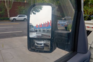 ���� ����M2 Pro 2.0L 122���� CNG 3.7�׵�������΢��ͼƬ