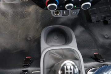 ���� ����M2 Pro 2.0L 122���� CNG 3.7�׵�������΢��ͼƬ