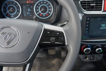 ���� ����M2 Pro 2.0L 122���� CNG 3.7�׵�������΢��ͼƬ