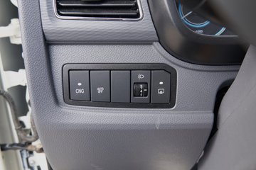 ���� ����M2 Pro 2.0L 122���� CNG 3.7�׵�������΢��ͼƬ