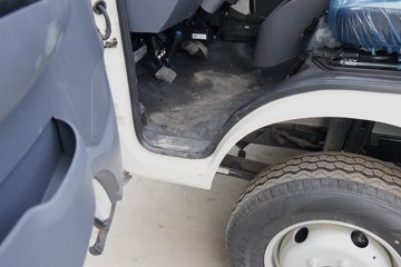 ���� ����M2 Pro 2.0L 122���� CNG 3.7�׵�������΢��ͼƬ