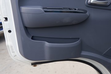 ���� ����M2 Pro 2.0L 122���� CNG 3.7�׵�������΢��ͼƬ