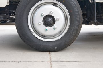 ���� ����M2 Pro 2.0L 122���� CNG 3.7�׵�������΢��ͼƬ