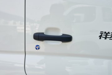 M2 ܶ 2L CNG 122 5 3.8Ű΢ͼƬ