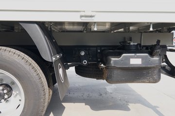 ��������M2 �ܶ��� 2L CNG 122���� ����5�� 3.8���Ű�����΢��ͼƬ