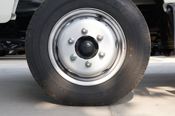 ��������M2 �ܶ��� 2L CNG 122���� ����5�� 3.8���Ű�����΢��ͼƬ