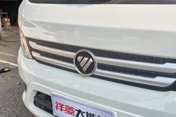 ���� ����M2 ������ 2.0L 122���� CNG 3.7�׵�����ʽ΢��(����)ͼƬ