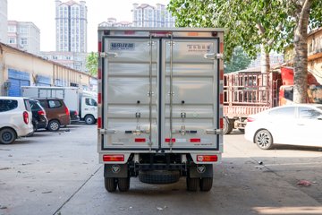 ���� ����M2 ������ 2.0L 122���� CNG 3.7�׵�����ʽ΢��(����)ͼƬ