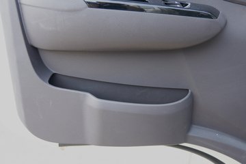 ���� ����M2 ������ 2.0L 122���� CNG 3.7�׵�����ʽ΢��(����)ͼƬ