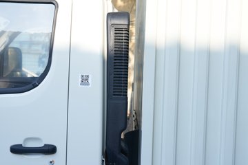 ���� ����M2 ������ 2.0L 122���� CNG 3.7�׵�����ʽ΢��(����)ͼƬ