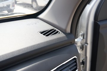 Խ±T3 PLUS 1.6L 122 5 3.1׵΢ͼƬ