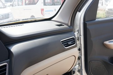Խ±T3 PLUS 1.6L 122 5 3.1׵΢ͼƬ