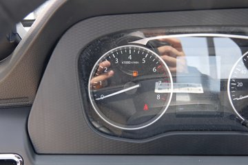 Խ±T3 PLUS 1.6L 122 5 3.1׵΢ͼƬ