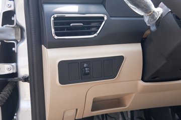 Խ±T3 PLUS 1.6L 122 5 3.1׵΢ͼƬ