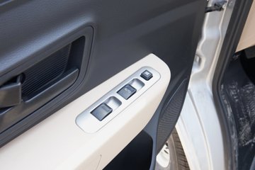 Խ±T3 PLUS 1.6L 122 5 3.1׵΢ͼƬ